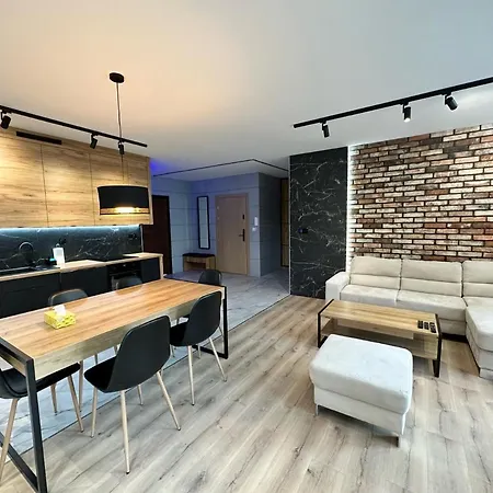 Family W Czeladzi, Fv, 8km Do Katowic