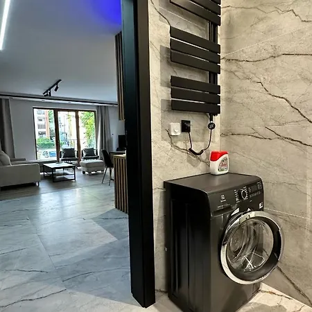 Family W Czeladzi, Fv, 8km Do Katowic Apartamento Czeladź